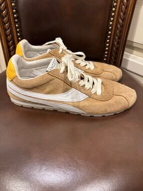 Oncept tan Suede Essex Unisex Sneakers White Stripe Yellow Heel 43 like new